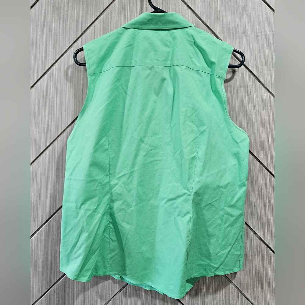 Talbots Mint Green Sleeveless Button-Down Shirt - Picture 3 of 3